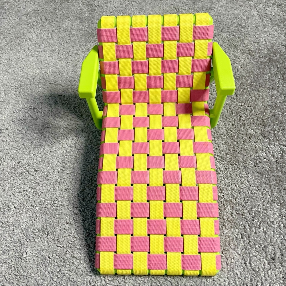American Girl Yellow and Pink Woven Doll Lounge Chair. Re posting. Perfect.